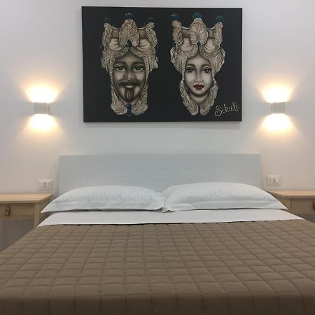 サンタ・テレーザ・ディ・リーヴァ Sikule Bed & Breakfast エクステリア 写真
